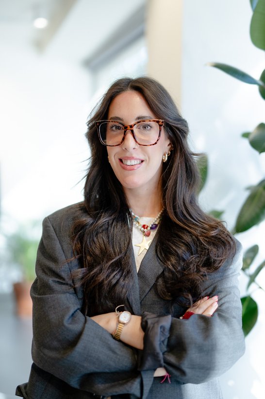 Retrato corporativo de una profesional